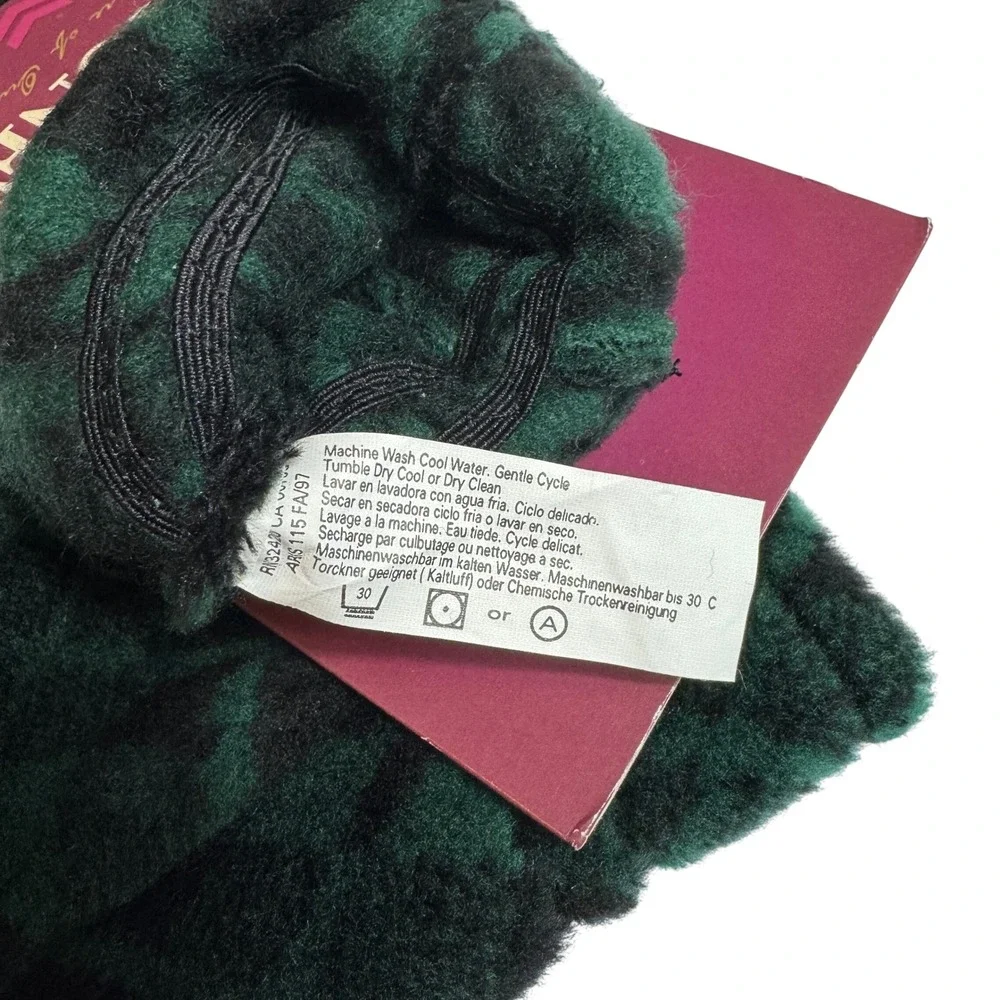 Isotoner Fleece Mittens One Size Evergreen Green Black Argyle Plush VTG 90s NEW - Picture 6 of 9